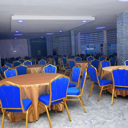 Vacation Villa Hotels And Suites أسابا المظهر الخارجي الصورة