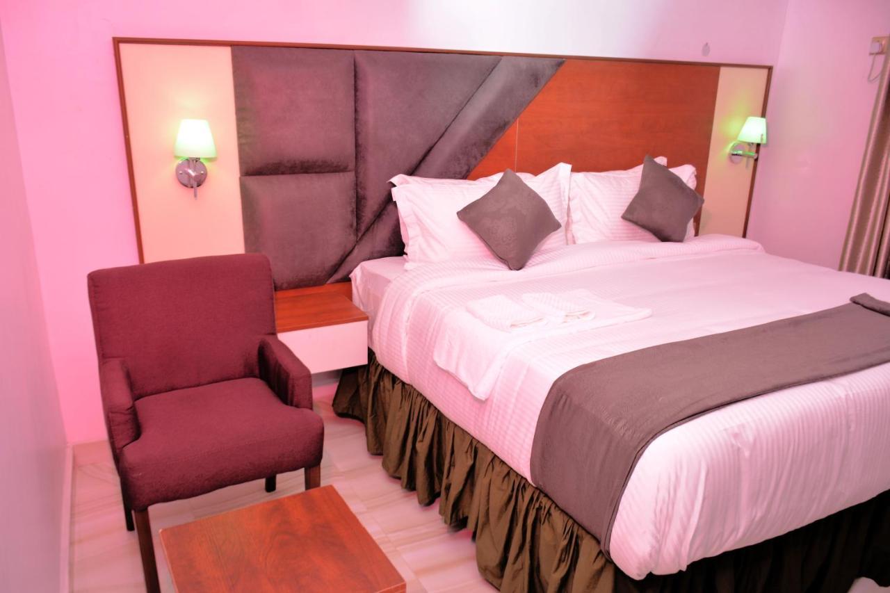 Vacation Villa Hotels And Suites أسابا المظهر الخارجي الصورة